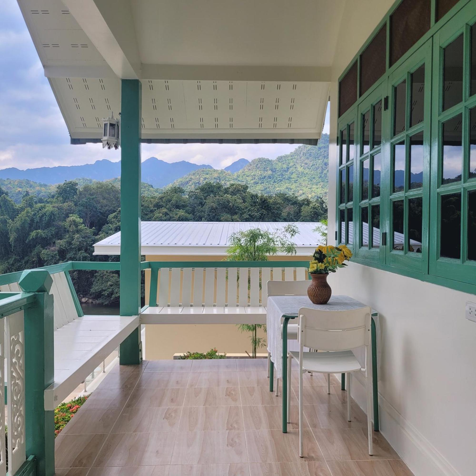 Baanpufa Resort Sai Yok Bagian luar foto